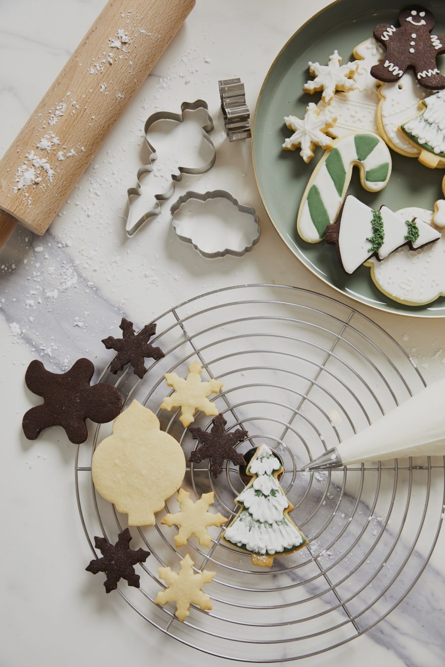 Weihnachtsplätzchen - ein Rezept dreimal Keksteig zum Ausrollen