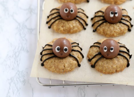 Rezept Spider Cookies mit Dinkelkeks und Schoko